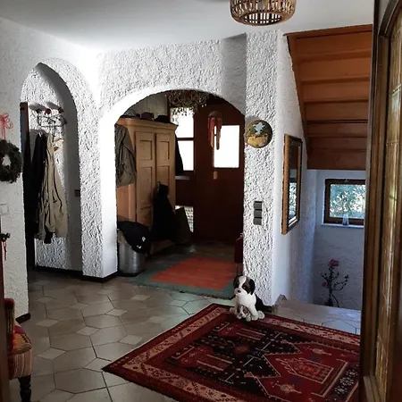 Habitación en casa particular Gemütliche Mit Kleiner Treppe Verbunden Und Dachterrasse Rheinstetten